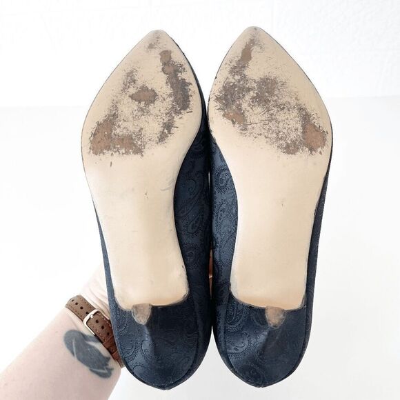Arnold Churgin Womens Paisley Satin Pointed Toe Heeled Pump Shoes Black Size 5.5 - Picture 4 of 7